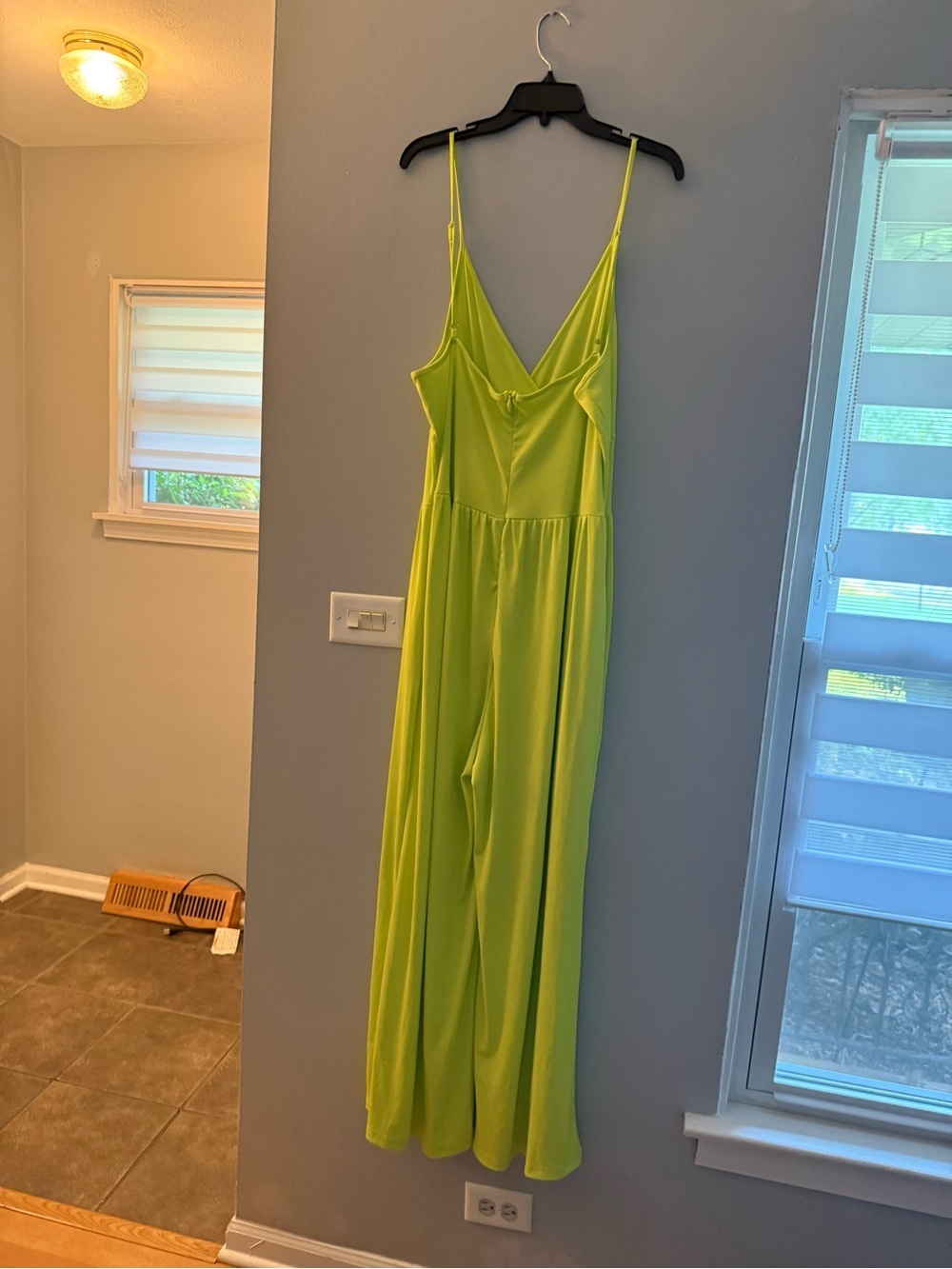 Sleeveless V-Neck Wide-Leg Jumpsuit in Lime Green - Picture 6 of 6